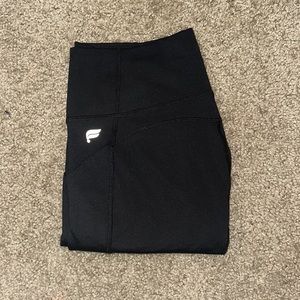 Fabletics: “Oasis PureLuxe High-Waisted 7/8 Legging” Size: Medium